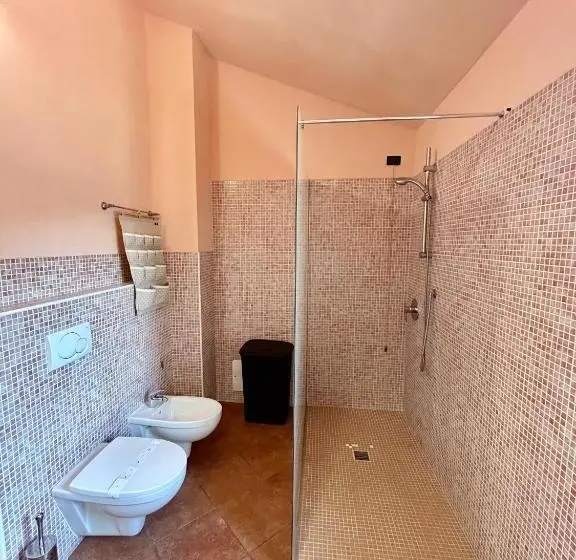 テラス付き１ベッドルームアパートメント, Agriturismo Azzurra Biricchina