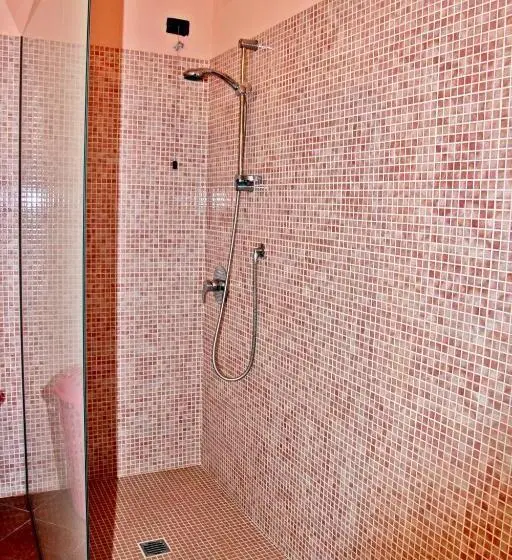 テラス付き１ベッドルームアパートメント, Agriturismo Azzurra Biricchina
