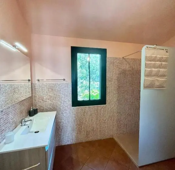 バルコニー付き１ベッドルームアパートメント, Agriturismo Azzurra Biricchina