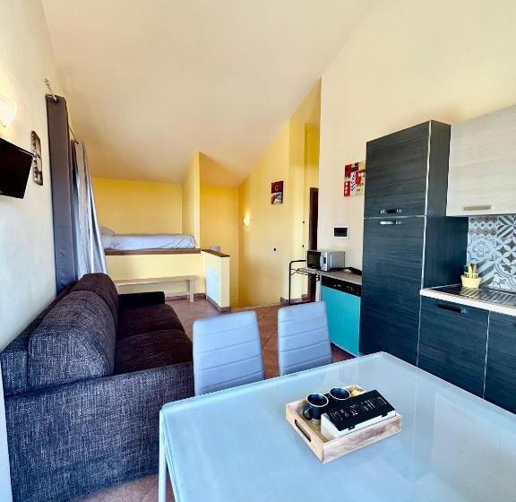 آپارتمان 1 خوابه با بالکن, Agriturismo Azzurra Biricchina