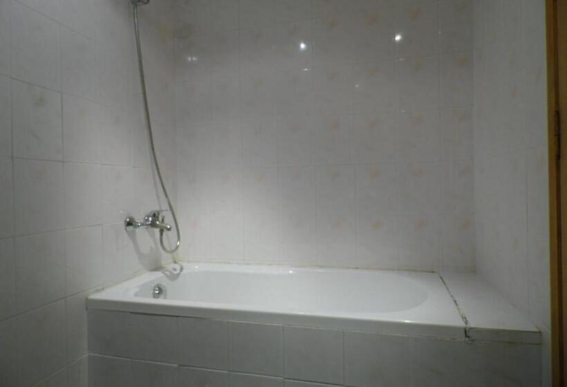 جناح مزوَّد بشرفة, Park Hotel Kamchia