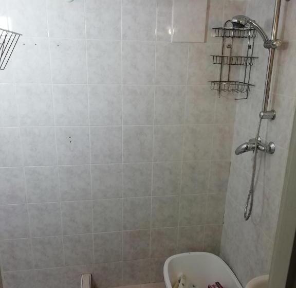 דירת חדר נוף לגינה, Asta La Vista Vendégház