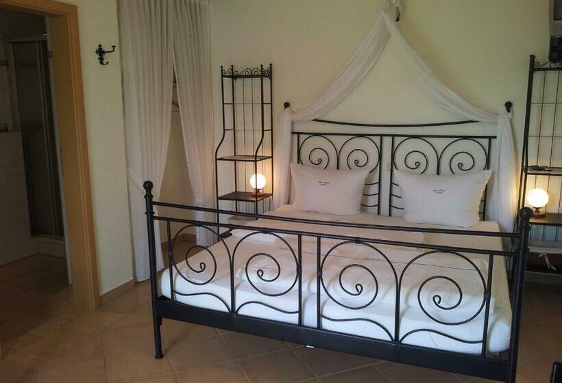 Номер Стандарт, Ferienweingut Liebfried