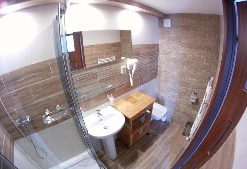 Апартаменты 2 Спальни, Penzion Ok