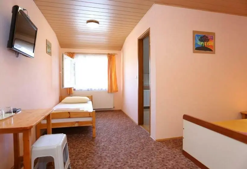 スタンダードトリプルルーム, Rooms With A Parking Space Slunj, Plitvice 17502