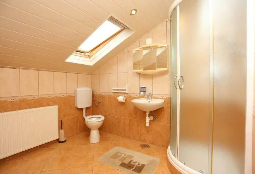 スタンダードトリプルルーム, Rooms With A Parking Space Slunj, Plitvice 17502