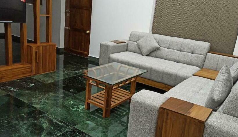 スーペリアファミリールーム, Sattva The Awakening Garden