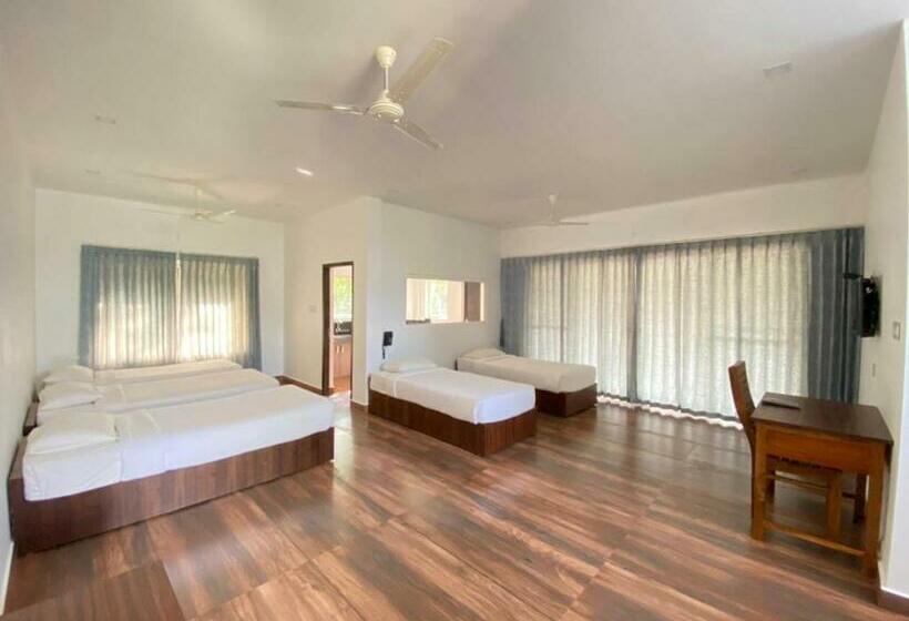 スーペリアファミリールーム, Sattva The Awakening Garden