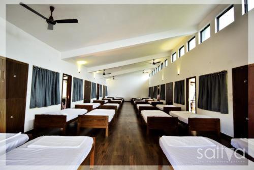 ルームシェアのワンベッド, Sattva The Awakening Garden