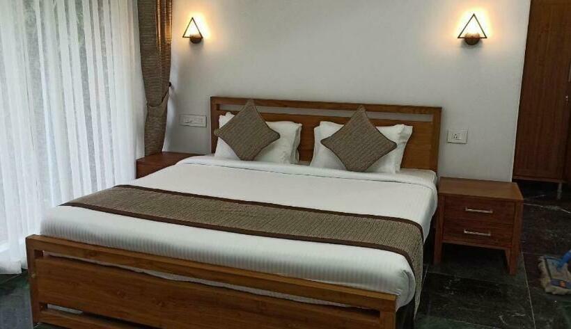 スーペリアファミリールーム, Sattva The Awakening Garden