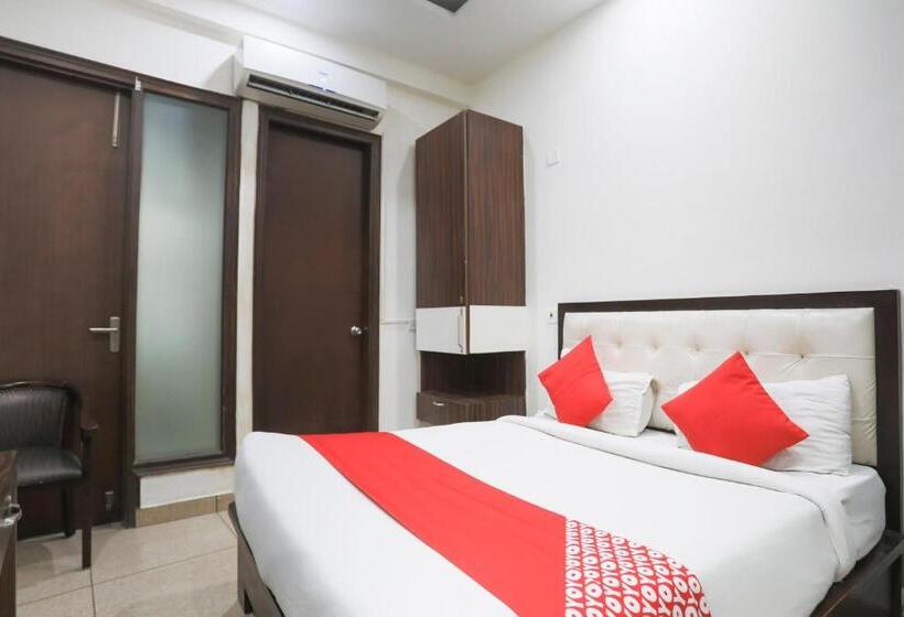 Quarto Triplo Clássico, Flagship Hotel Sanfot