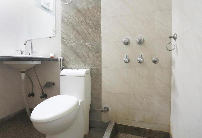 Quarto Triplo Clássico, Flagship Hotel Sanfot