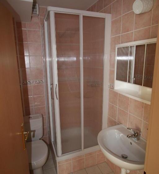 标准三人间, Penzión Valentína