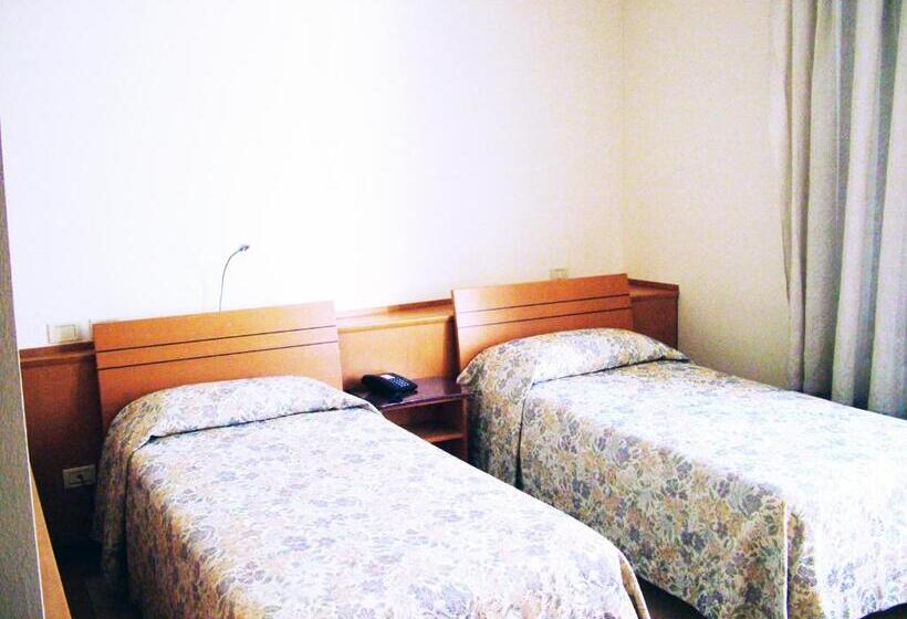 标准间, Albergo Roma