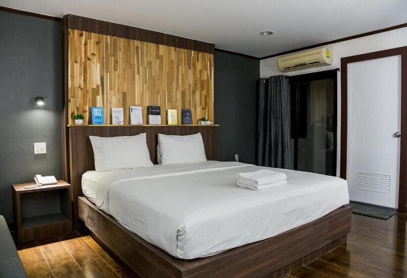 キングサイズベッドのスタンダードルーム, Phimai Paradise Boutique