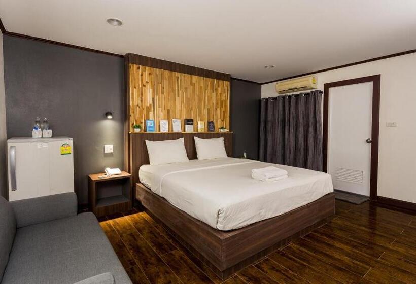 キングサイズベッドのスタンダードルーム, Phimai Paradise Boutique