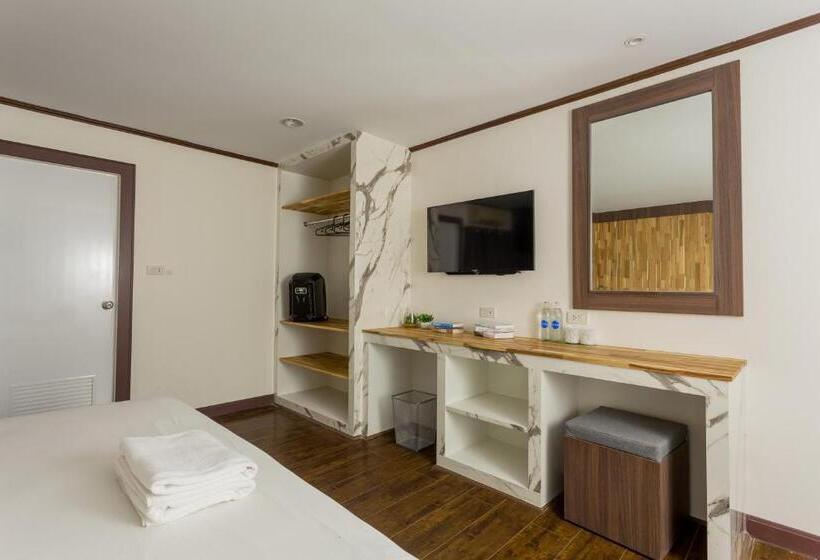 キングサイズベッドのスタンダードルーム, Phimai Paradise Boutique