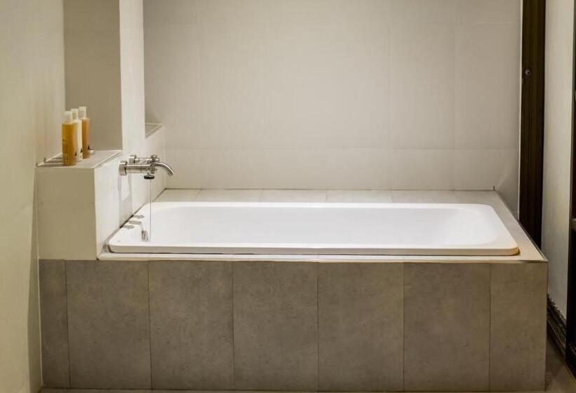 デラックスルーム, Phimai Paradise Boutique