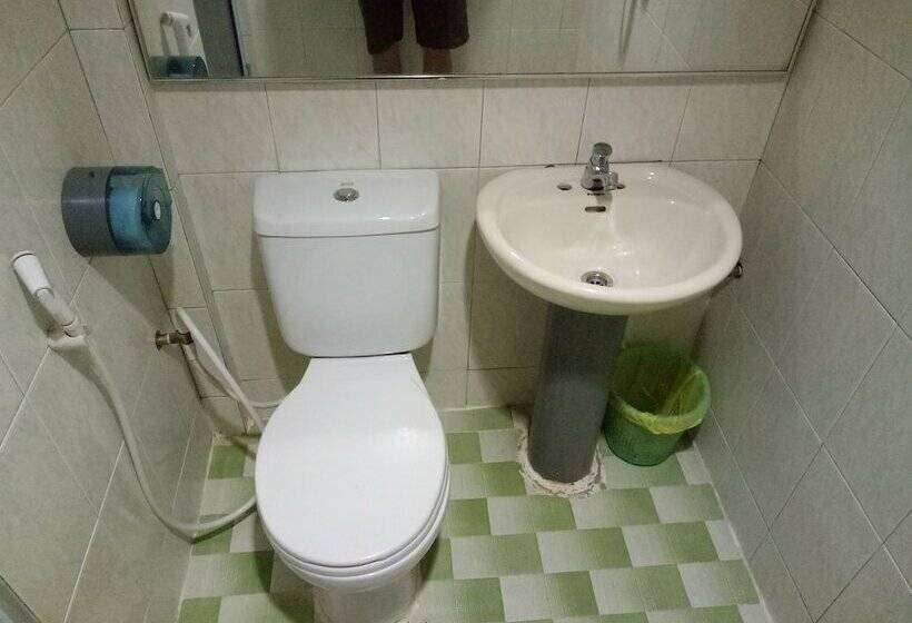 חדר סטנדרט, Super 888