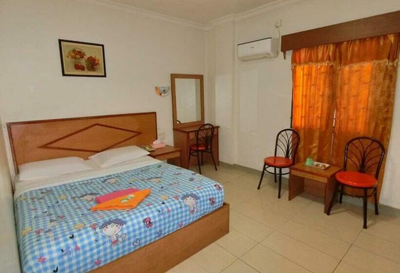 חדר דלוקס, Super 888