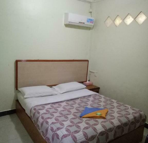 חדר סטנדרט, Super 888