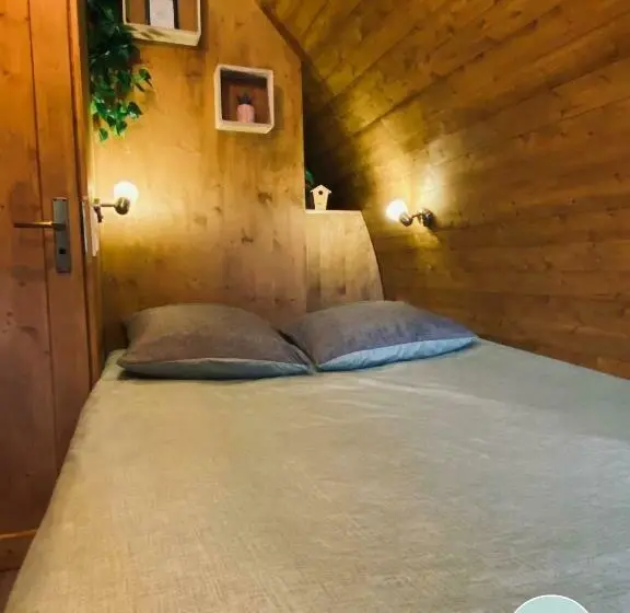 スタンダードルーム, Little Wood Lodges Insolites