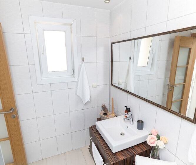 آپارتمان لوکس 2 خوابه, Bucharest Apartments Deluxe