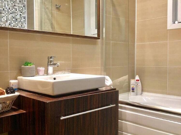 2 Bedroom Premium Apartment, Bucharest Apartments Deluxe