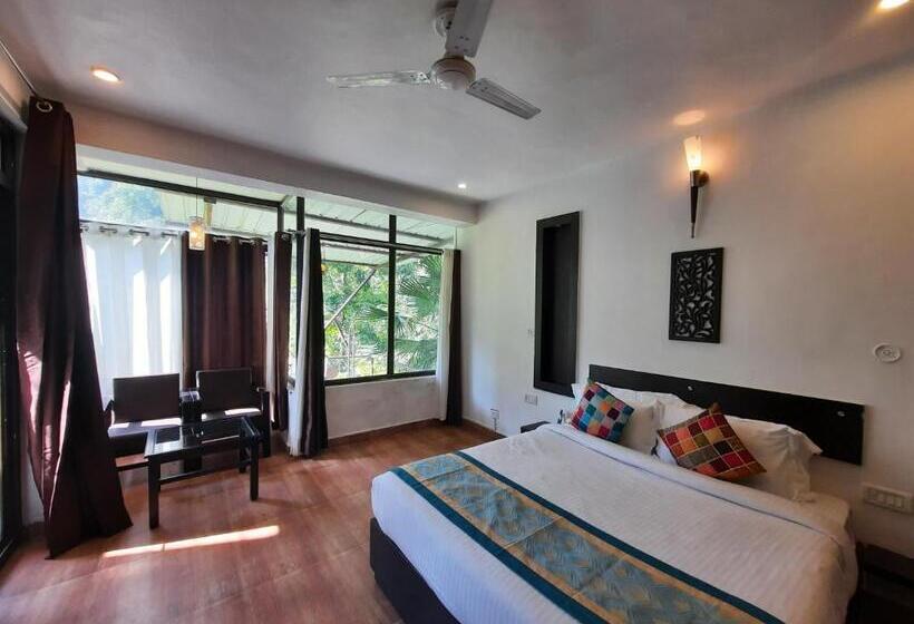 اتاق استاندارد با چشم‌انداز باغ, Haut Monde Hill Stream Resort And Spa