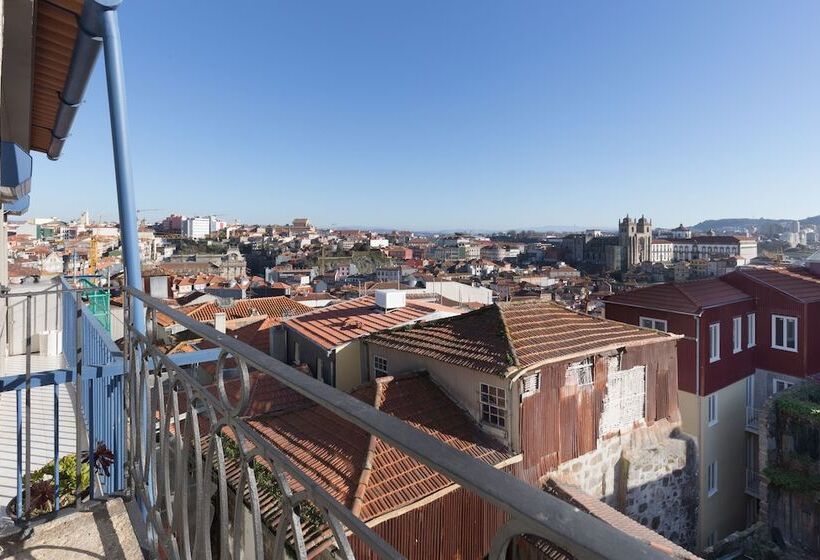آپارتمان لوکس 1 خوابه, Porto And Clerigos Views By Porto City Hosts
