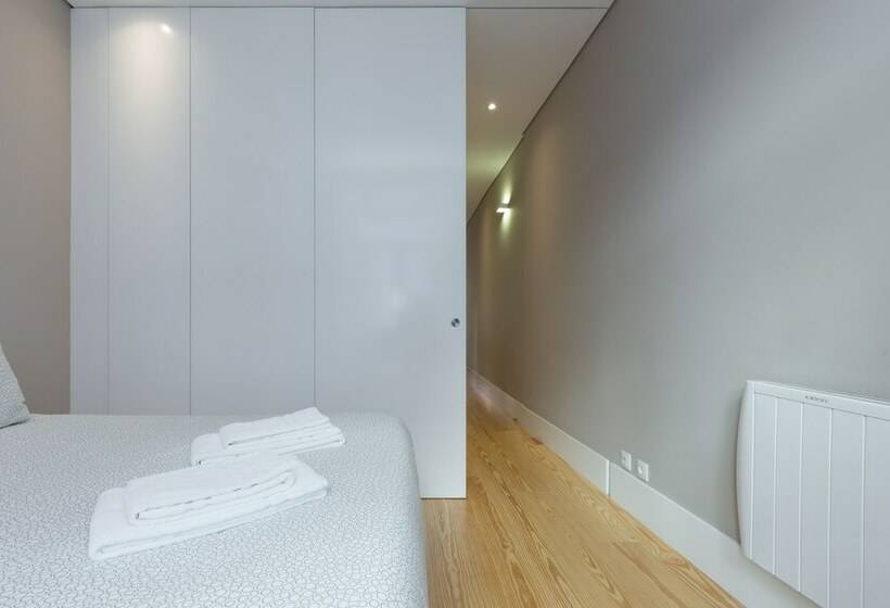 Апартаменты Премиум 1 Спальня, Porto And Clerigos Views By Porto City Hosts