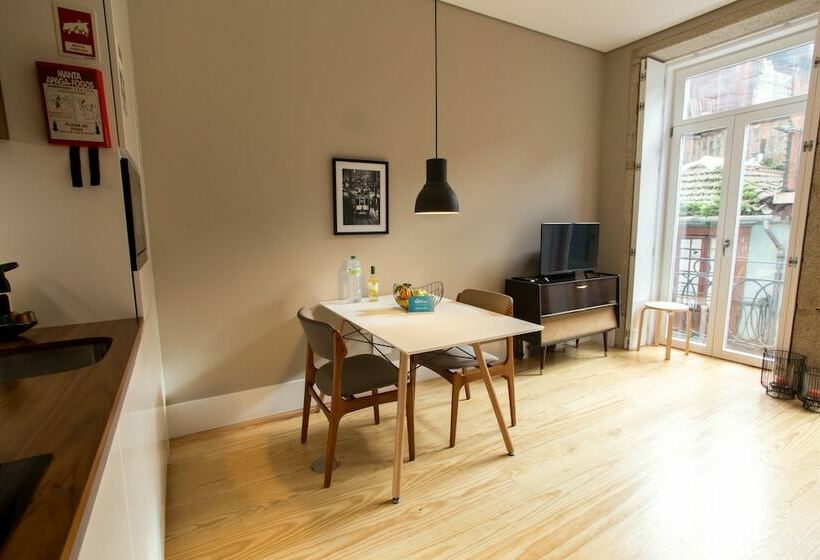 آپارتمان پریمیوم 1 خوابه, Porto And Clerigos Views By Porto City Hosts