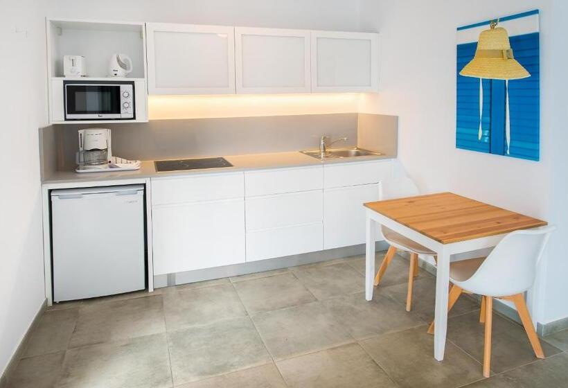 テラス付き１ベッドルームアパートメント, Apartamentos Playamar