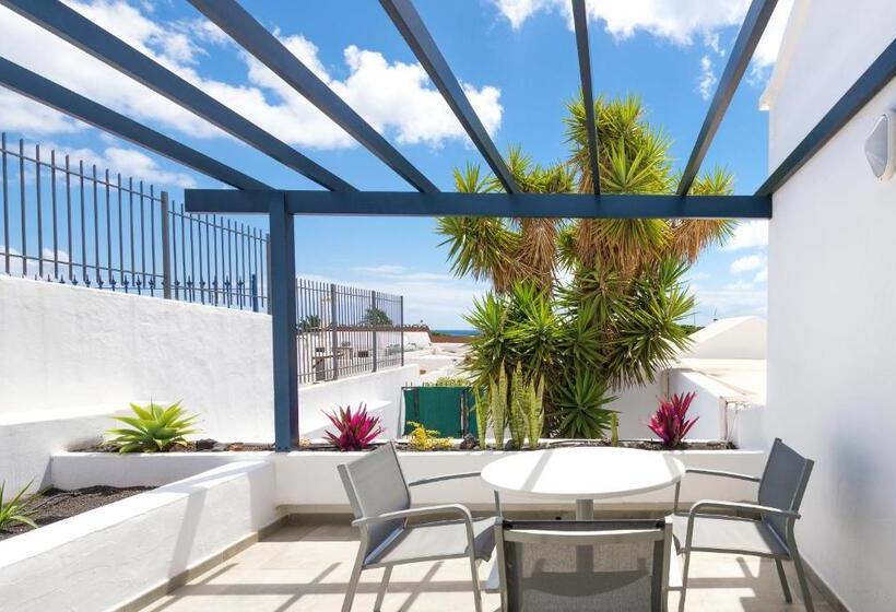 テラス付き１ベッドルームアパートメント, Apartamentos Playamar