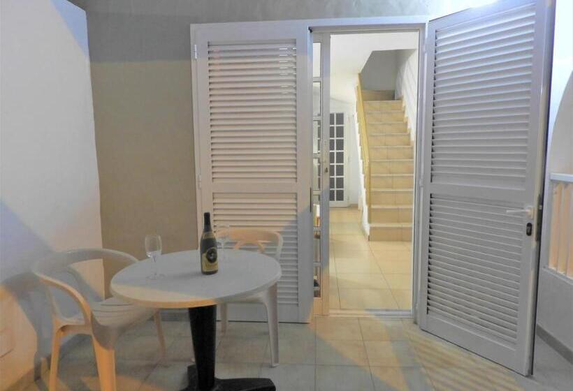 スタンダードシティビュールーム, Bungalows Parque Nogal