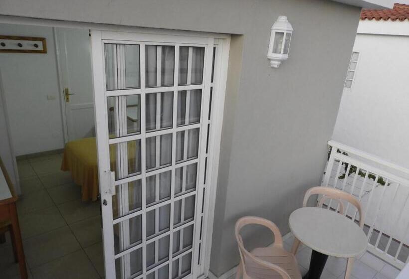 スタンダードシティビュールーム, Bungalows Parque Nogal