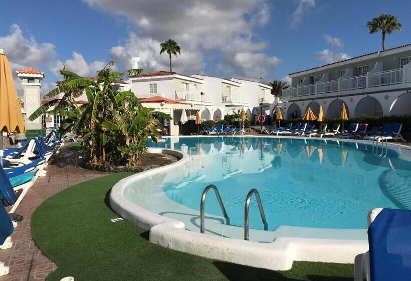 スタンダードシティビュールーム, Bungalows Parque Nogal