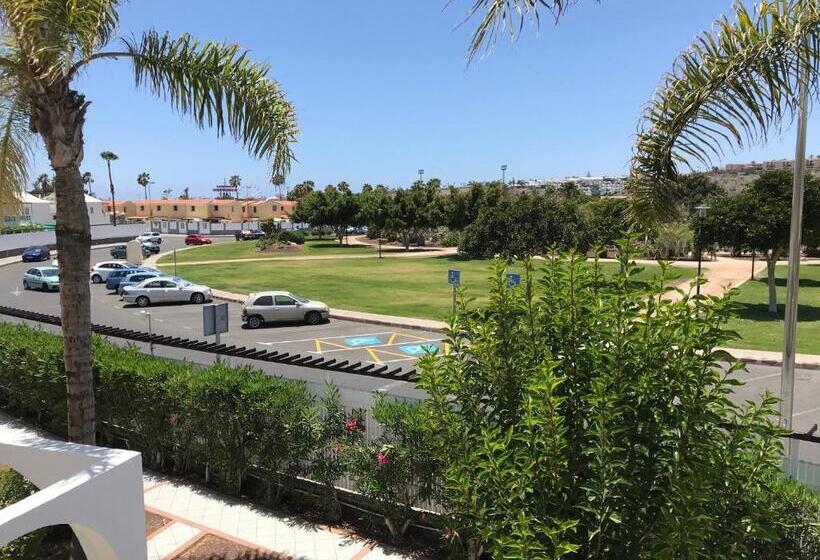 スタンダードシティビュールーム, Bungalows Parque Nogal