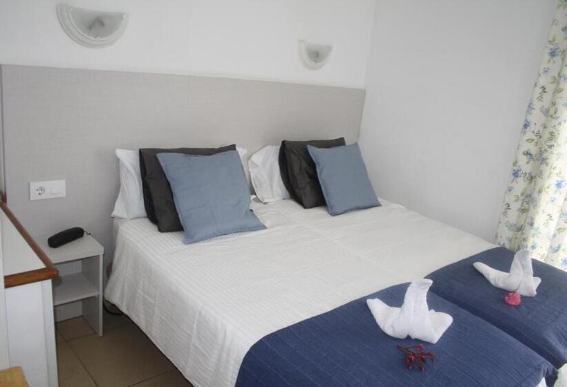 スタンダードシティビュールーム, Bungalows Parque Nogal