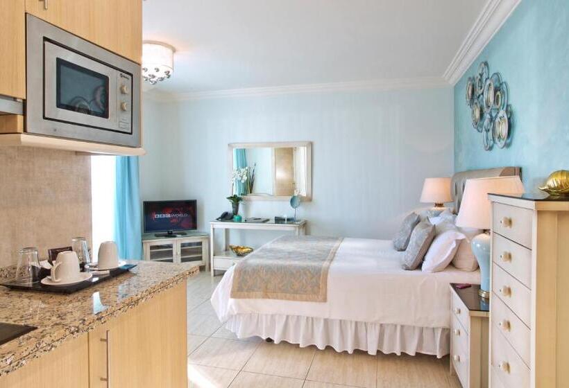 Студия Superior, El Oceano Beach Hotel Adults Only Recommended