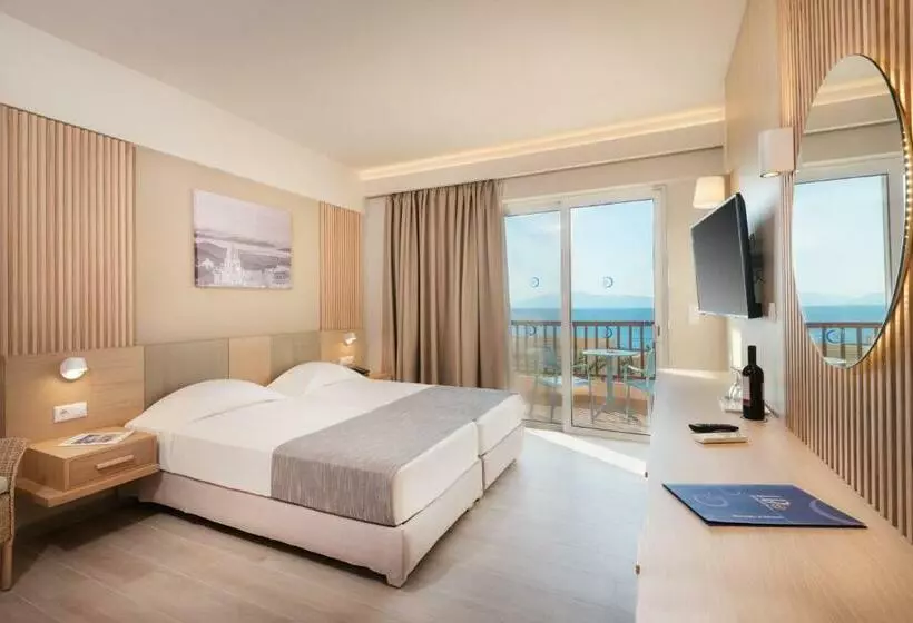 プールビューファミリールーム, Horizon Beach Resort