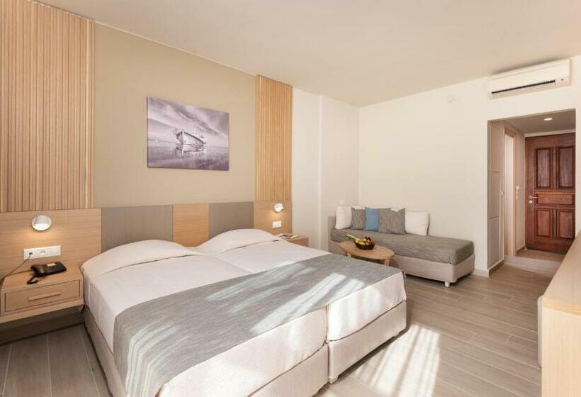Номер Стандарт Боковой Вид на Море, Horizon Beach Resort