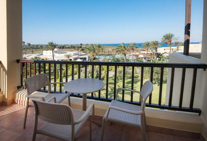 חדר סטנדרט צדדי נוף לים, Horizon Beach Resort