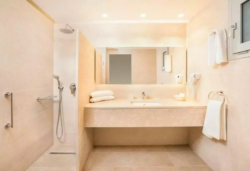 オーシャンビュースーペリアールーム, Horizon Beach Resort