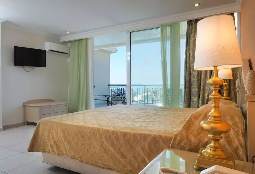 スイート, Paleo Artnouveau Hotel Adults Only