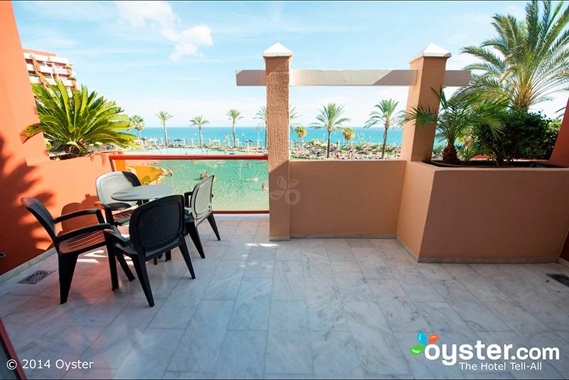 Полулюкс, Holiday Premium Resort