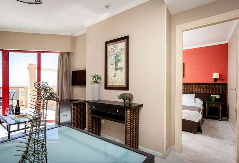 Полулюкс, Holiday Premium Resort