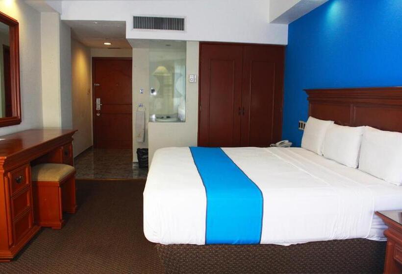 غرفة قياسية سرير كينج, Lois Veracruz