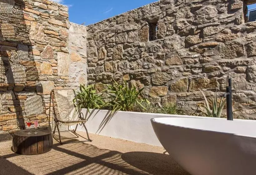 اتاق لوکس, Ostraco Suites
