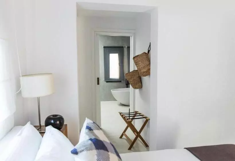 سوئیت دلوکس 2 خوابه, Ostraco Suites